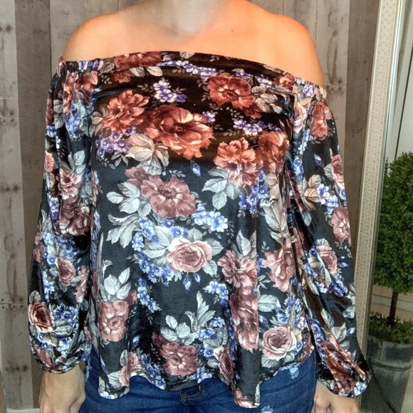 Floral Strapless Top - Picture 2 of 2